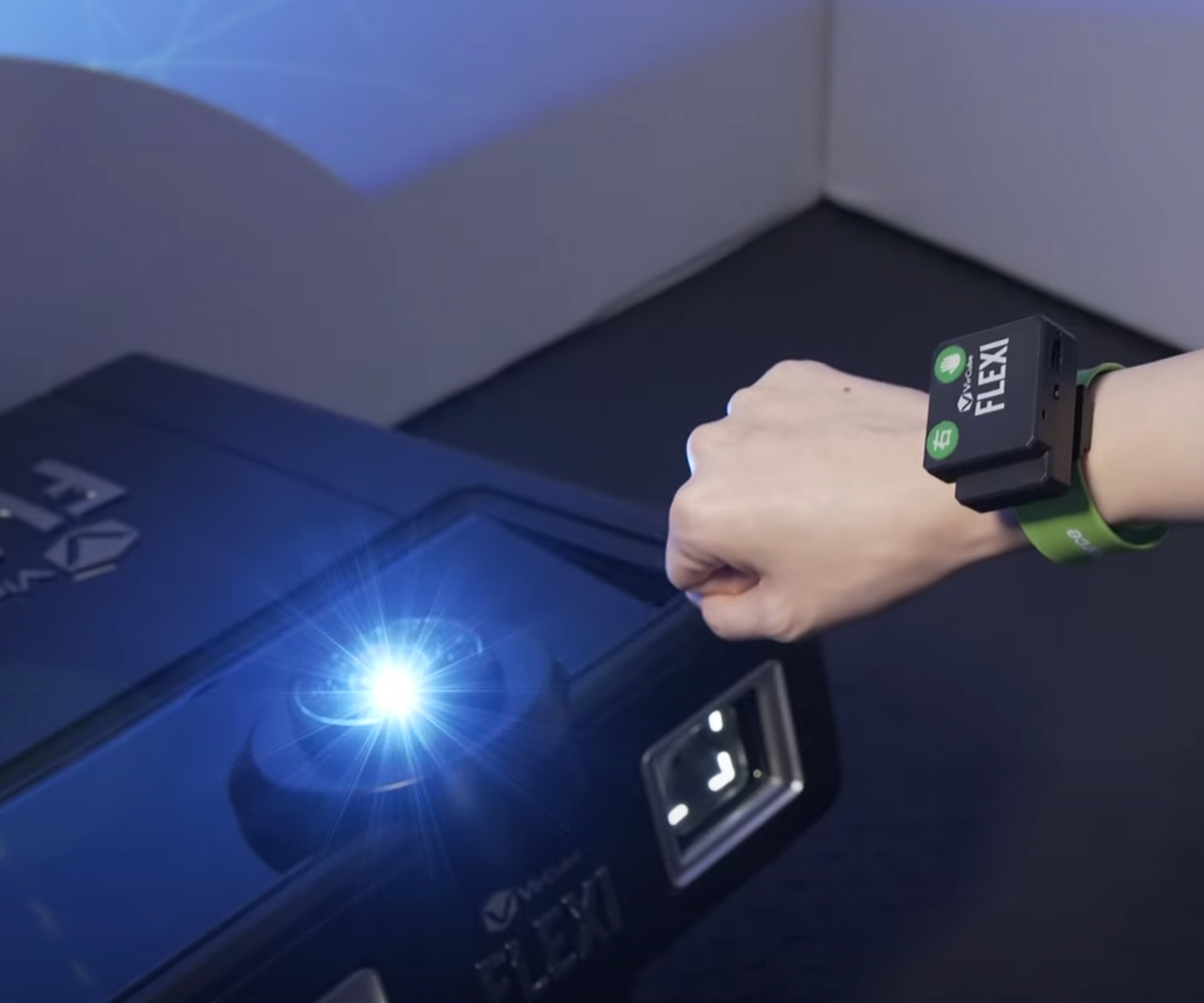 VirCube FLEXI: Portable Immersive VR System